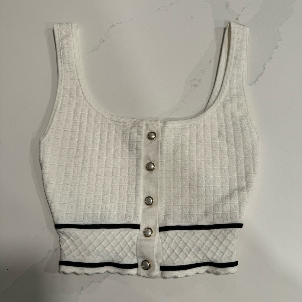 Aritzia Babaton size 2XS Button up crop top tank